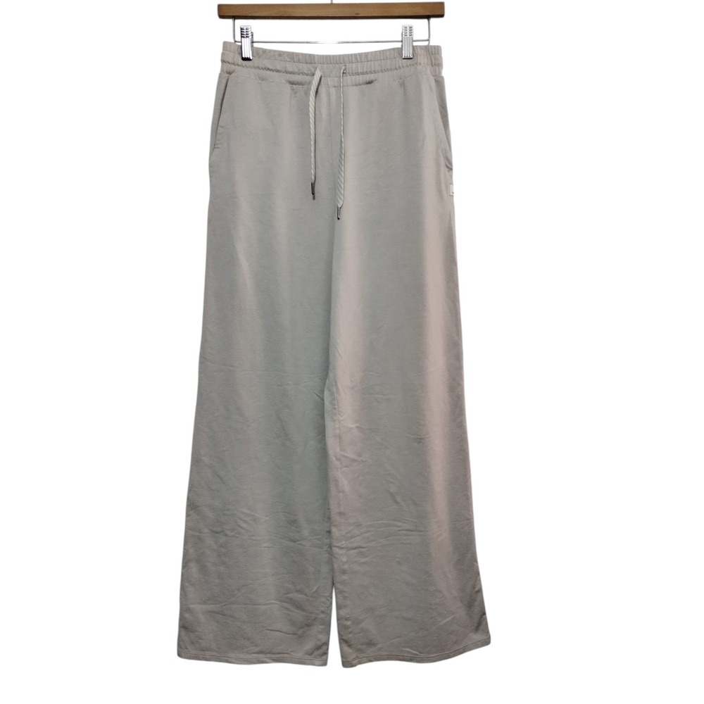 Vuori Wide-Leg Lounge Pants in Light Gray